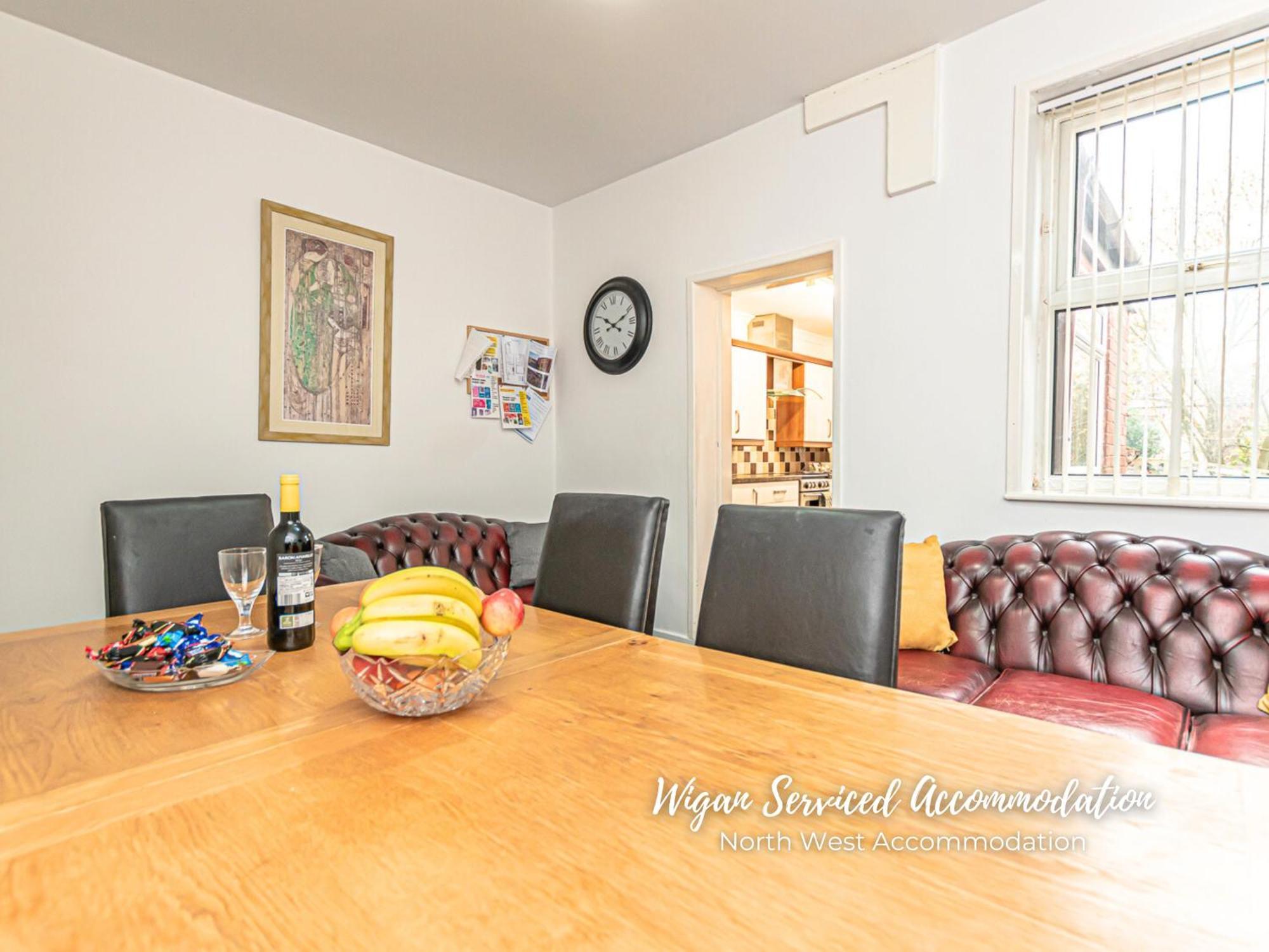 Wigan Serviced Accommodation ภายนอก รูปภาพ