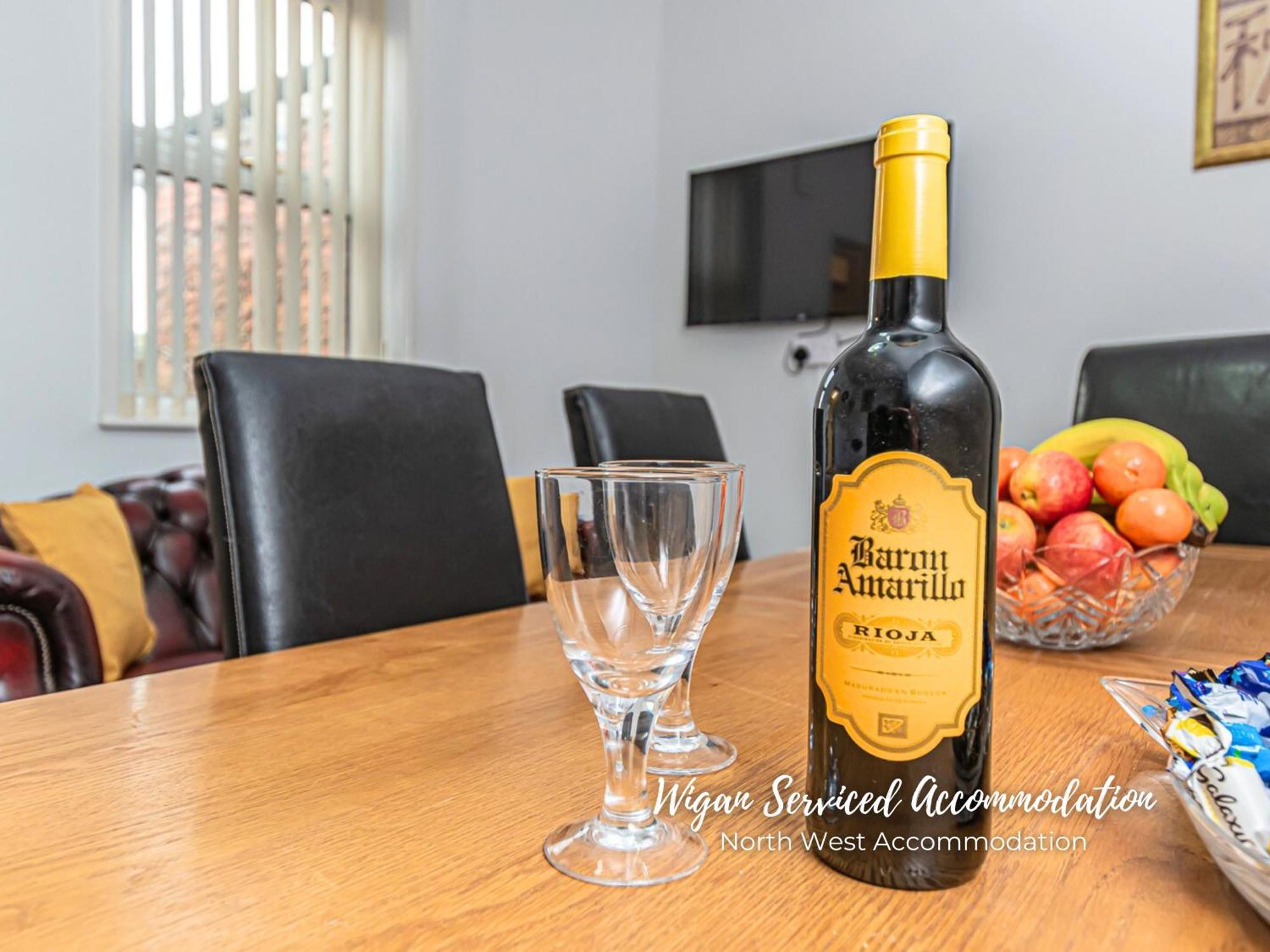 Wigan Serviced Accommodation ภายนอก รูปภาพ