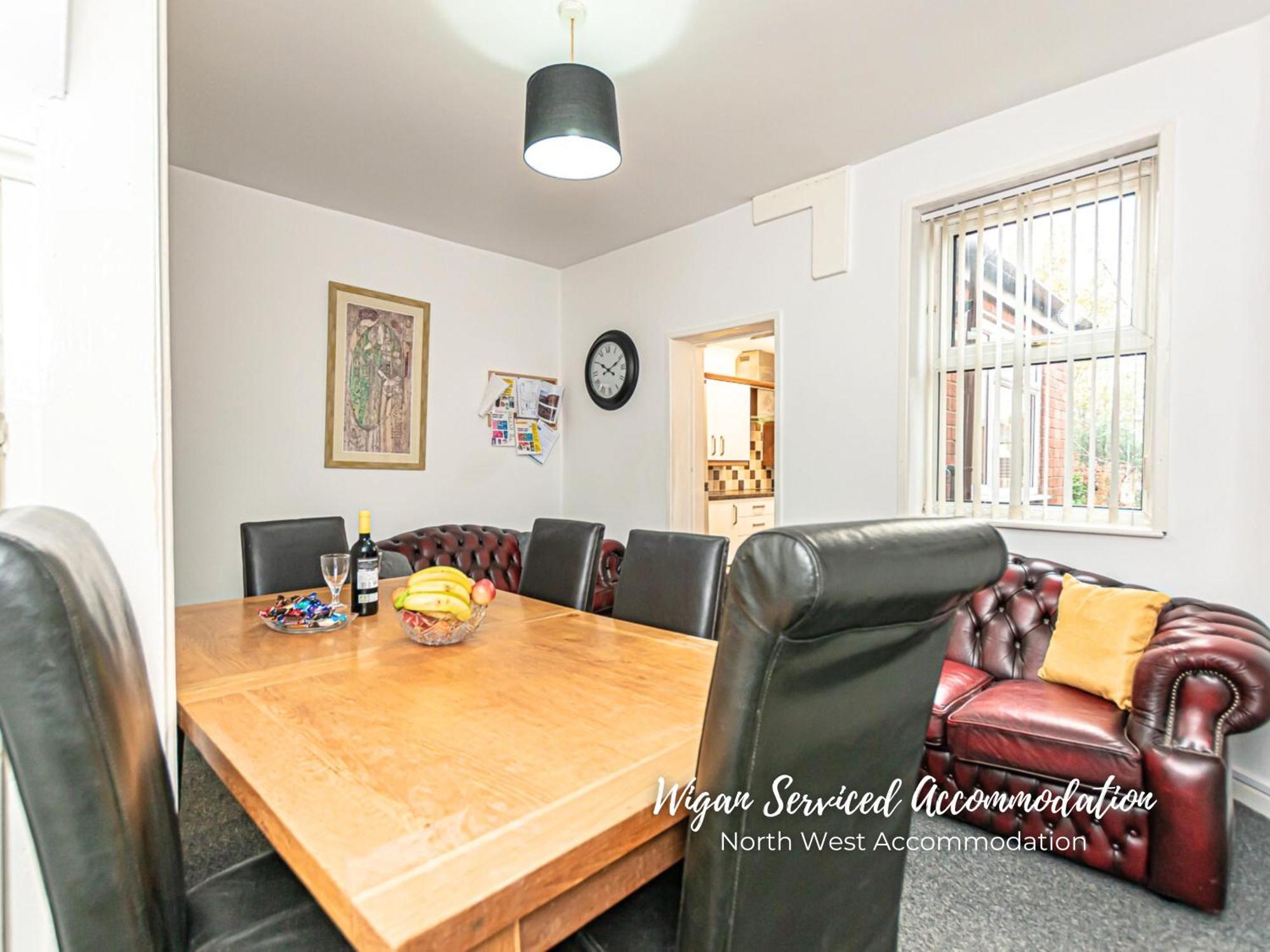 Wigan Serviced Accommodation ภายนอก รูปภาพ