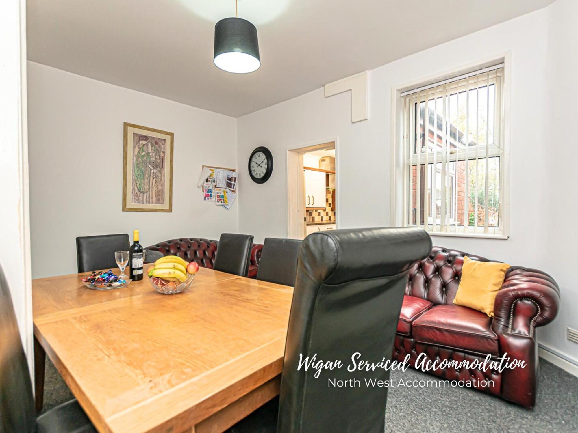 Wigan Serviced Accommodation ภายนอก รูปภาพ