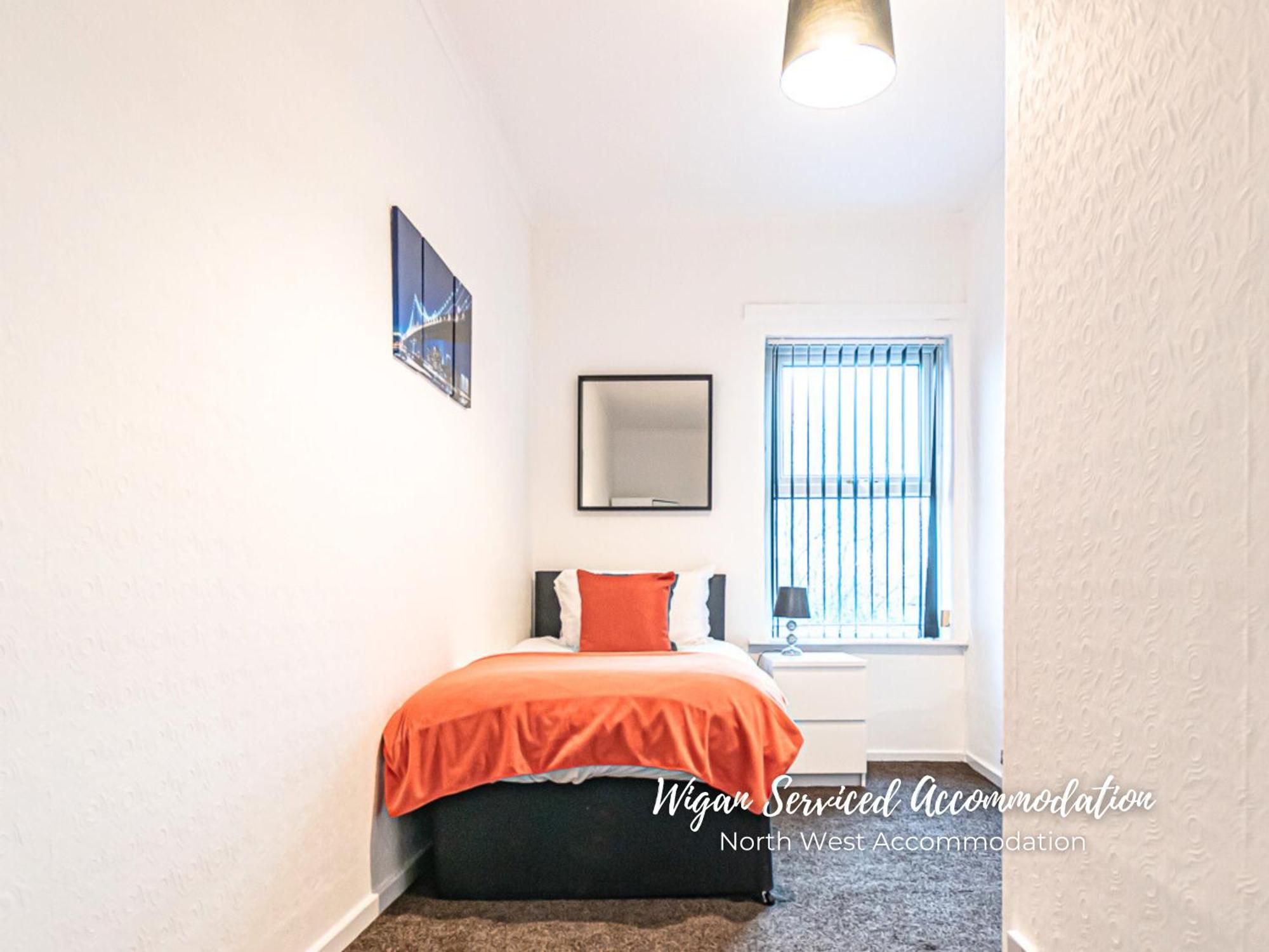 Wigan Serviced Accommodation ภายนอก รูปภาพ